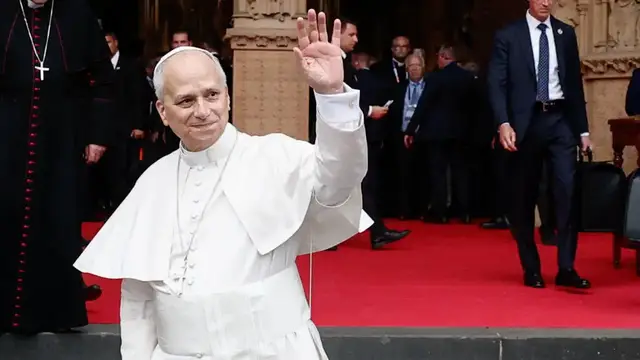 Video thumbnail for Pope Leo XIV admitted to hospital for lung surgery