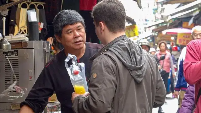 'Video thumbnail for Surprising Strangers by Speaking Their Language in NYC'