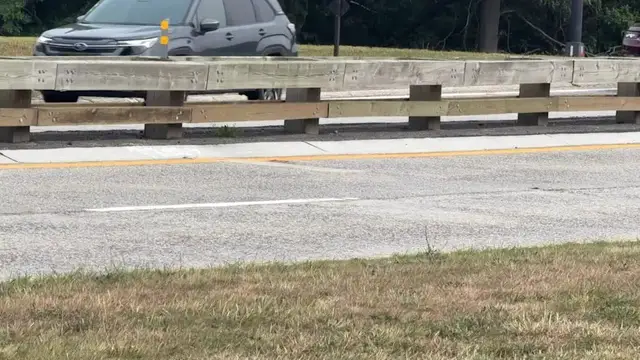 Video thumbnail for Man found dead after fatal crash on Robert Moses Causeway