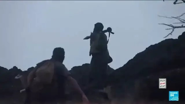 Video thumbnail for Houthis claim new attack on Riyadh airport as fighting continues in Yemen