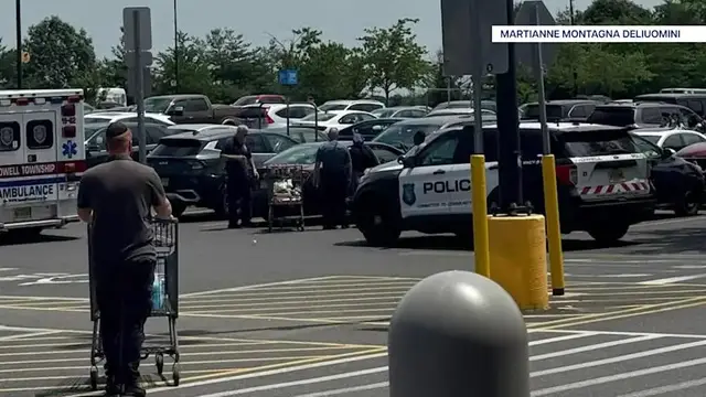 Video thumbnail for Woman charged with child endangerment after leaving 4 young children in vehicle while shopping during extreme heat