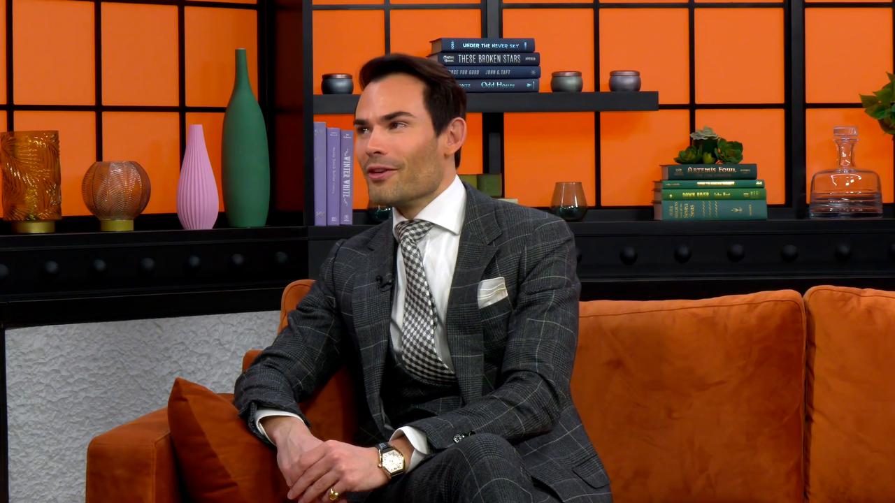 Video thumbnail for 'Ladies Of London: The New Reign' Star Mark-Francis Vandelli Teases Drama With Margo Stilley