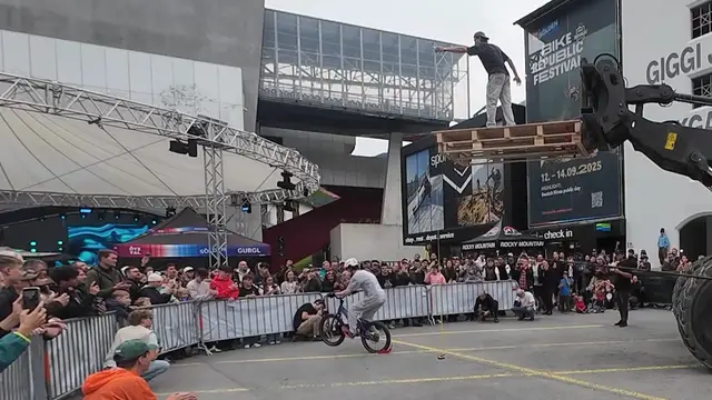 Video thumbnail for Highest Vertical Drop On A Bicycle Onto A Target (Male)