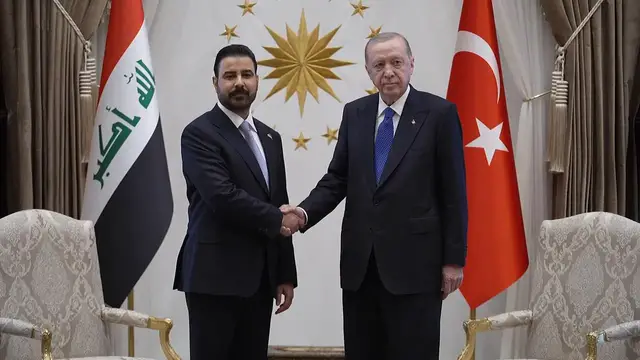 Video thumbnail for Türkiye: Turkish President Erdogan receives Iraqi premier (2).