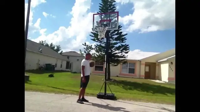 'Video thumbnail for 9'4 Dunk Session'