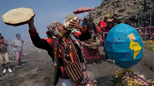 'Video thumbnail for Shamans perform peace ritual as diplomatic row between Peru and Colombia heats up'