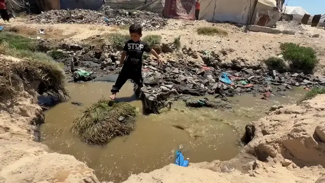 Video thumbnail for Gaza wastewater crisis deepens on World Environment Day amid border restrictions.
