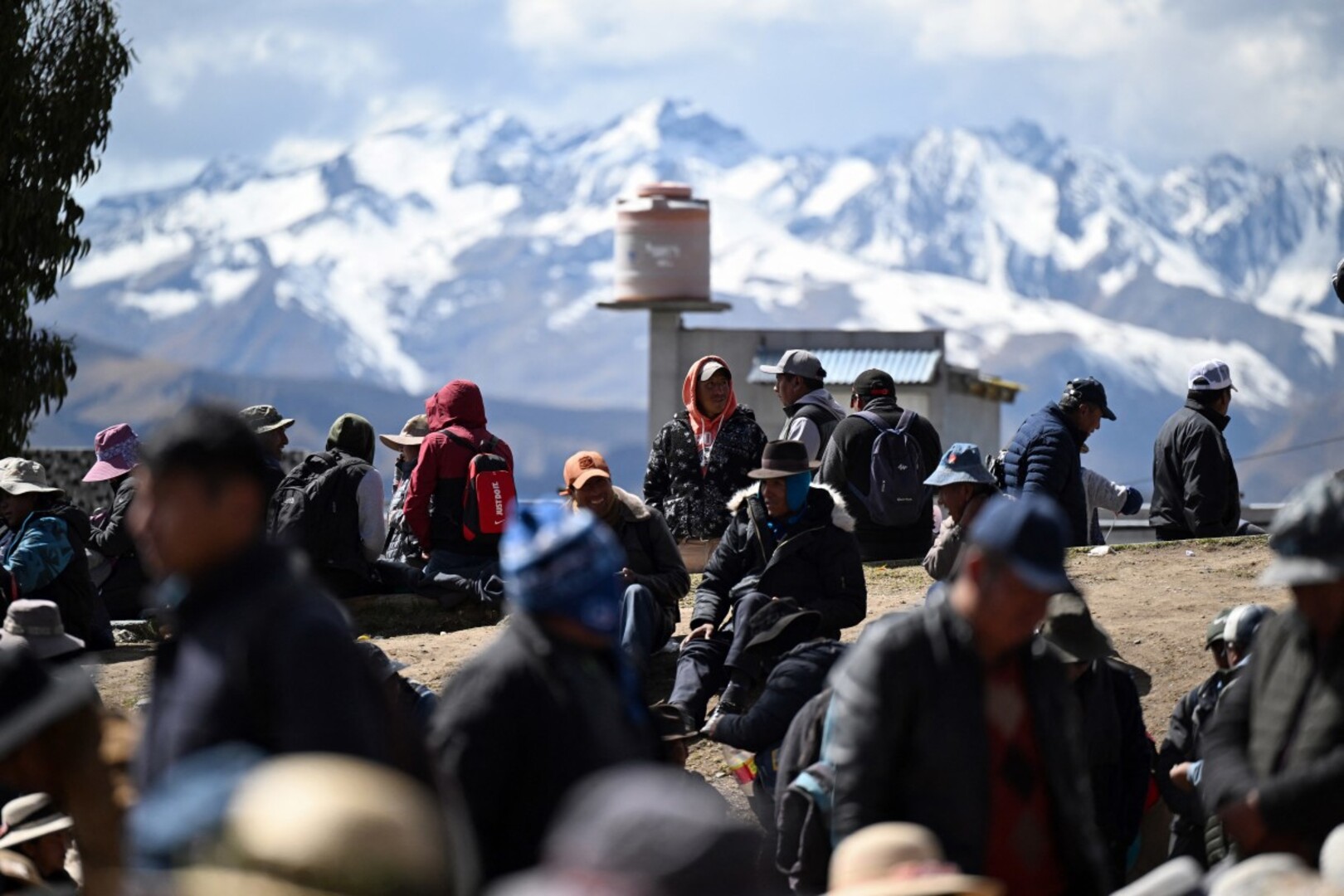 Video thumbnail for Bolivia political crisis: Country continues to face food and fuel shortages