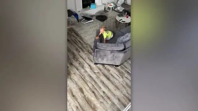 Video thumbnail for Brother Hugs Baby Sister Every Time She Wakes Up | Happily TV