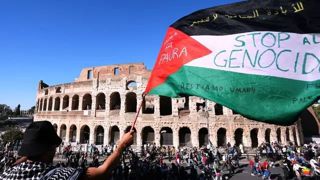 'Video thumbnail for Thousands rally in Rome in solidarity with Gaza, demanding Italy to end arms exports to Israel'