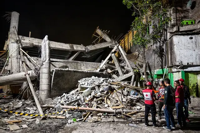 'Video thumbnail for Dozens trapped in deadly Indonesia school collapse'