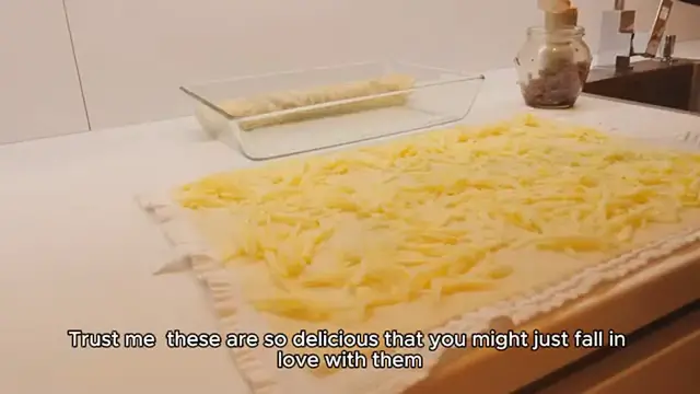 Video thumbnail for Chicken Alfredo Lasagna rolls