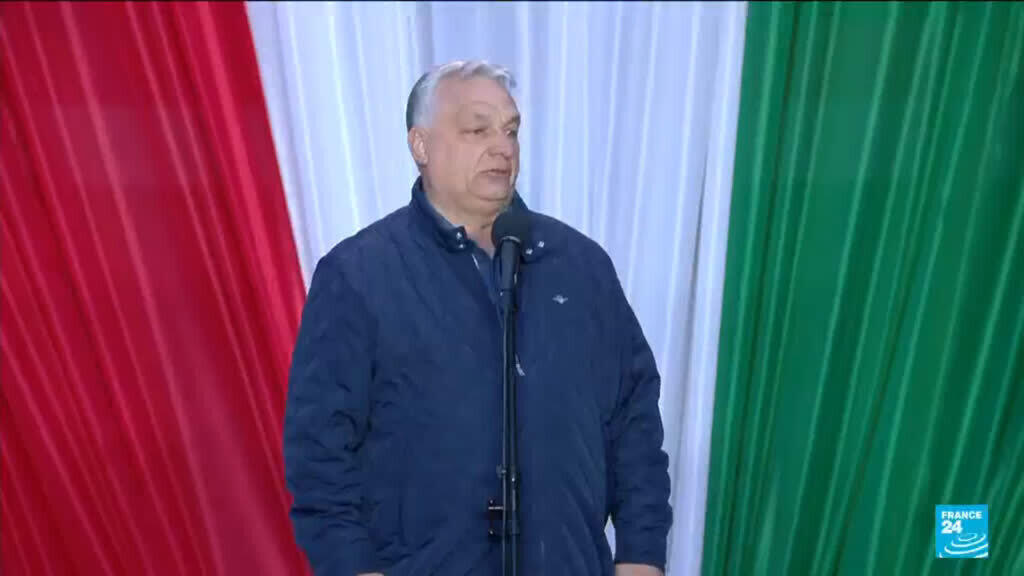 Video thumbnail for Orbán and Magyar hold rival rallies in Hungary ahead of Sunday's elections