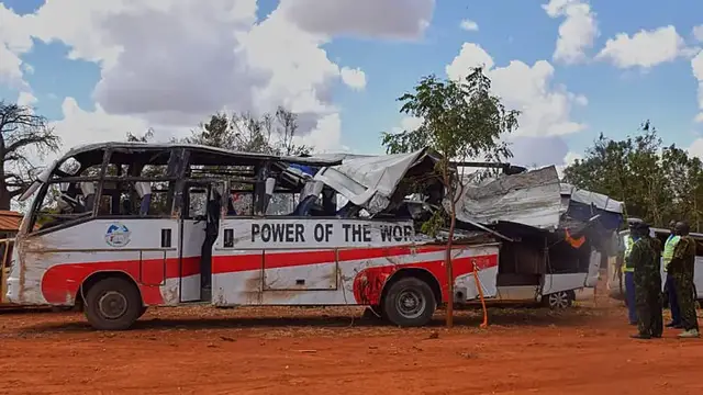 Video thumbnail for 'National emergency': 24 dead in Kenya bus crash near site of previous fatal accident