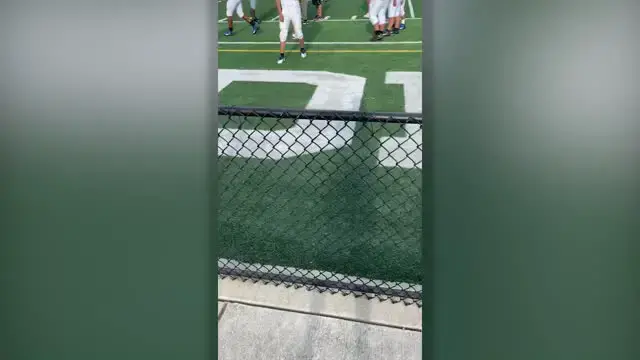 Video thumbnail for Navy Brother Surprises Sister Ahead Of Quinceanera After 1.5 Year Deployment | Happily TV