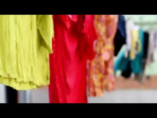 Video thumbnail for HANGING CLOTH