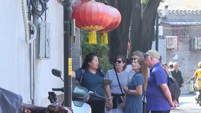 Video thumbnail for China: Beijing attracts tourists with richer, more immersive experiences.