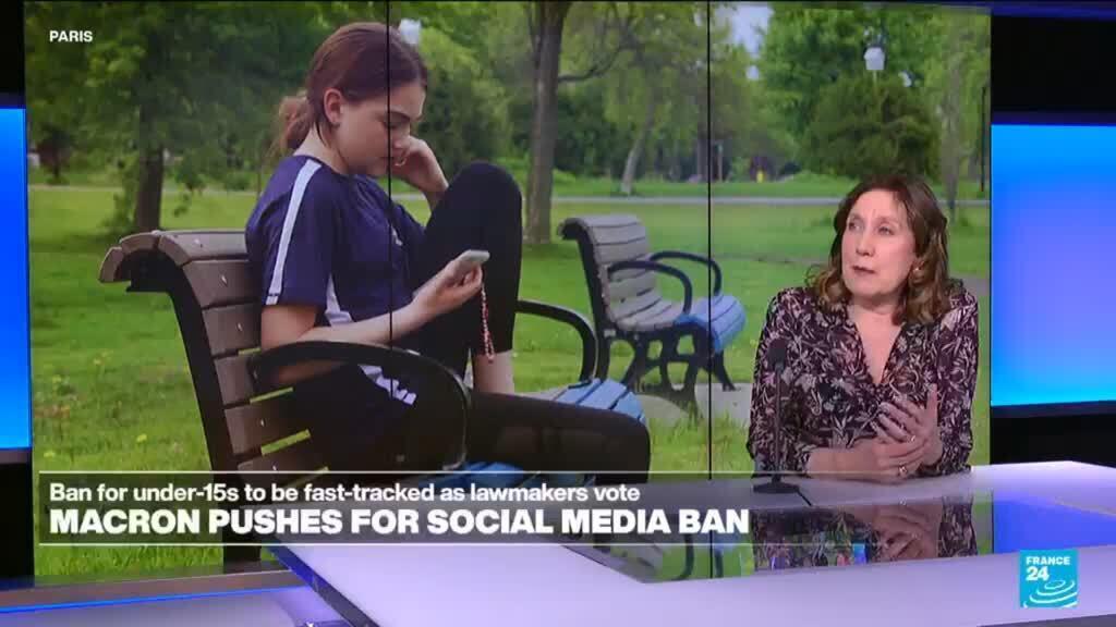 Video thumbnail for France's Macron vows to speed up social media ban for under-15s