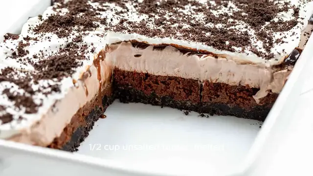 Video thumbnail for Decadent Chocolate Mud Bars Recipe