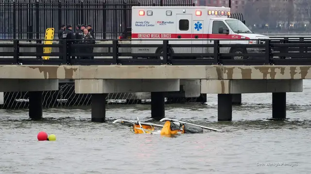 'Video thumbnail for 6 dead after helicopter crashes into Hudson River in New York City'