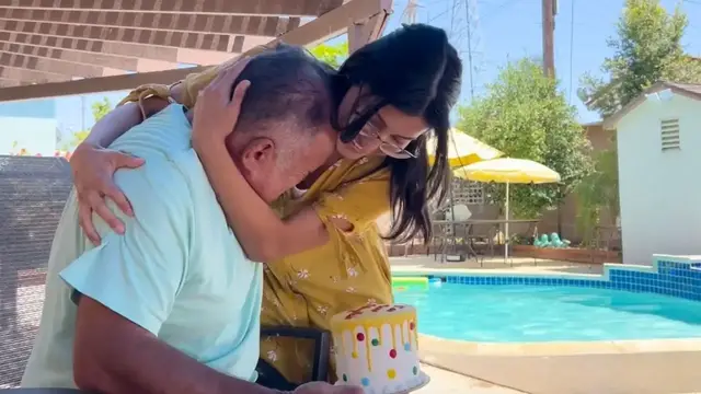 'Video thumbnail for After 2 Failed Attempts Third Daughter Surprises Dad She's His Kidney Donor'