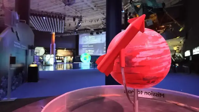 Video thumbnail for US: World Cup fans visit NASA Johnson Space Center in Houston.