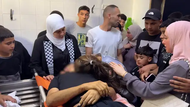 Video thumbnail for Israeli army kills 15-year-old Palestinian boy in West Bank.