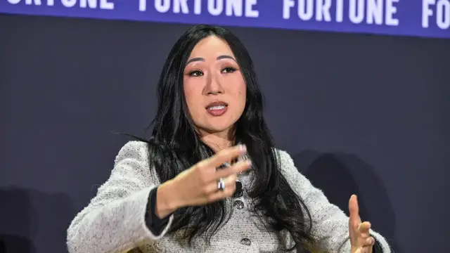 Video thumbnail for Top execs share their 5-to-9 routines