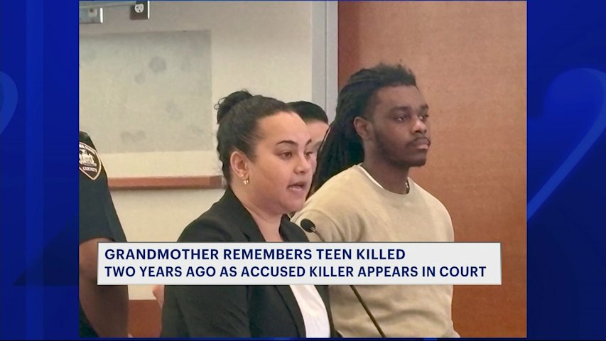 Video thumbnail for Brooklyn man accused in fatal shooting of Bronx high school football player appears in court