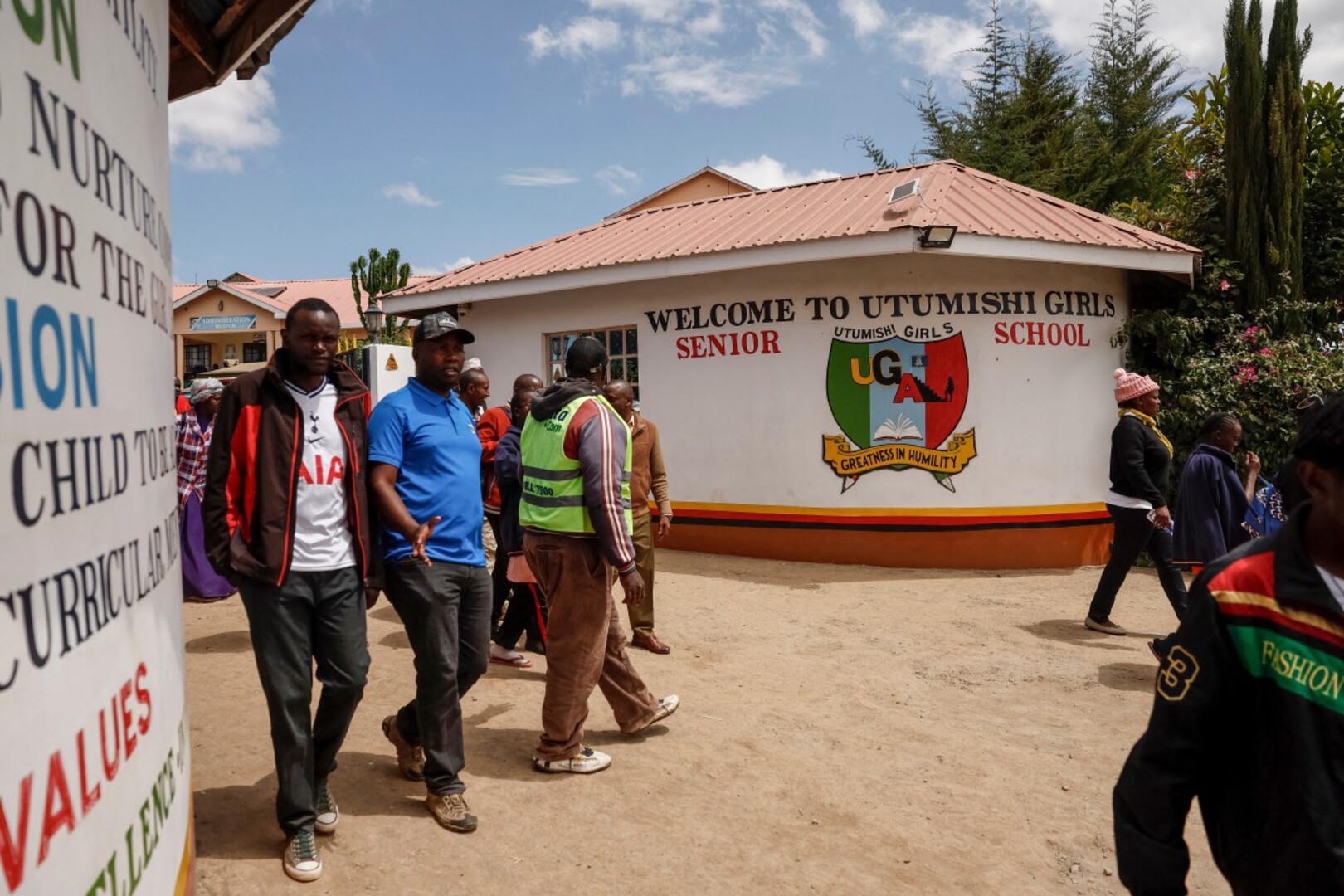 Video thumbnail for Kenya school fire: Eight students arrested on suspicion of arson
