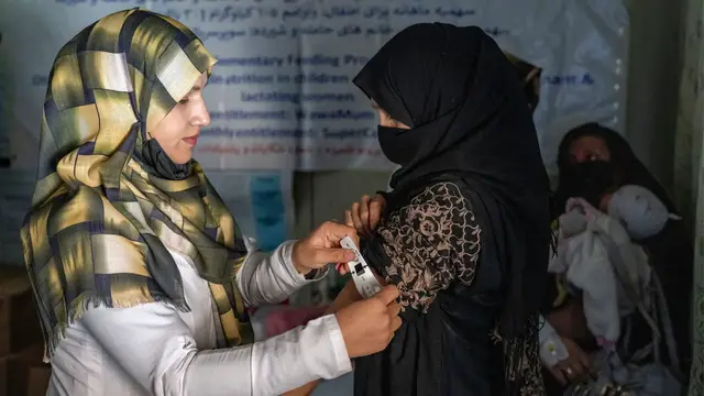 'Video thumbnail for Nine in 10 Afghan families skip meals, take on debt: UNDP'