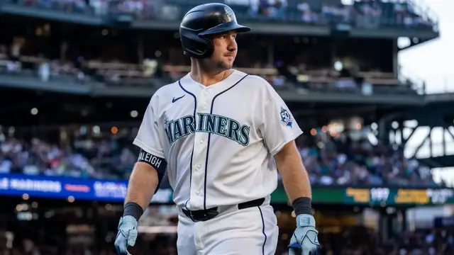 Video thumbnail for Mariners Disappoint Again: Reds Eye Wild Card Spot in MLB