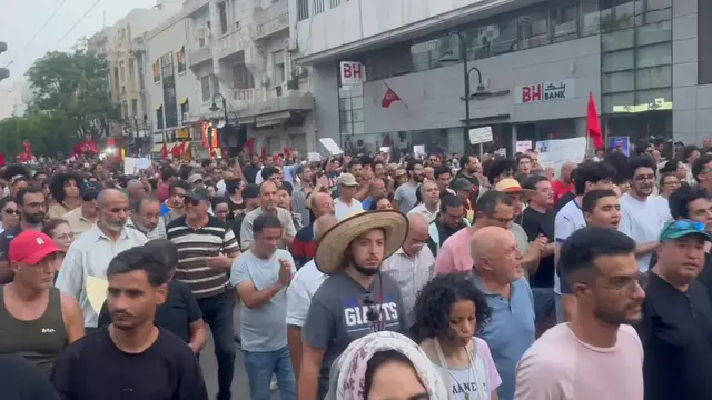 Video thumbnail for Tunisia: Tunisia marks Republic Day with march against President Saied in Tunis.