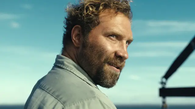 Video thumbnail for Dangerous Animals: Official Trailer