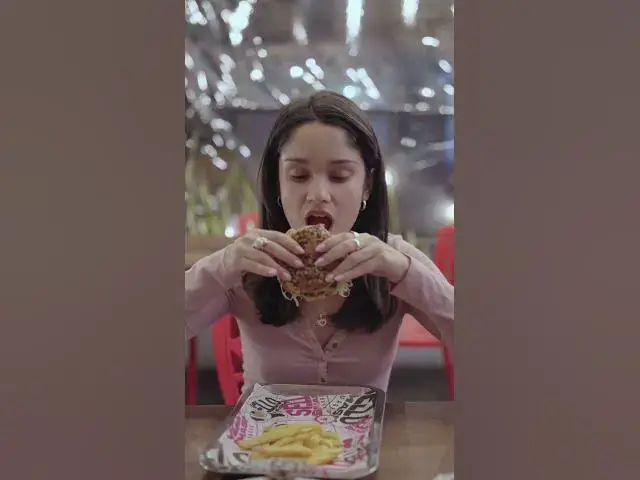 'Video thumbnail for Raffles City – Ultimate Food Guide at Raffles City Singapore'