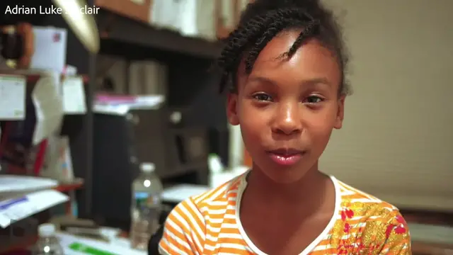 Video thumbnail for Girl Gifts Blessing Bags To Homeless For 10th Birthday | Happily TV