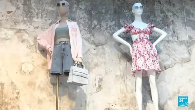 Video thumbnail for France's upper house debates fast-fashion bill