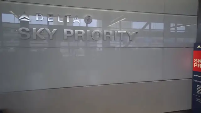 'Video thumbnail for Onboard Delta Air Line_s BRAND NEW A330neo Delta One(720P_HD)'