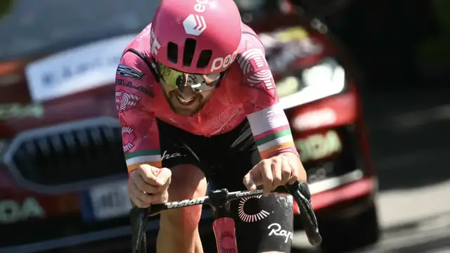 Video thumbnail for Tour de France: Healy wins stage six, Van der Poel reclaims yellow jersey