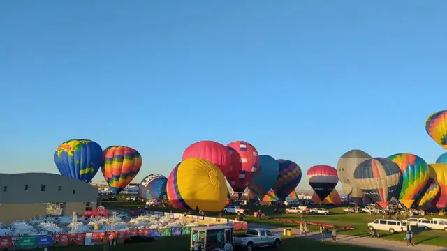 Video thumbnail for US: Hot Air Balloons Fill Sky at 2026 Albuquerque Festival.