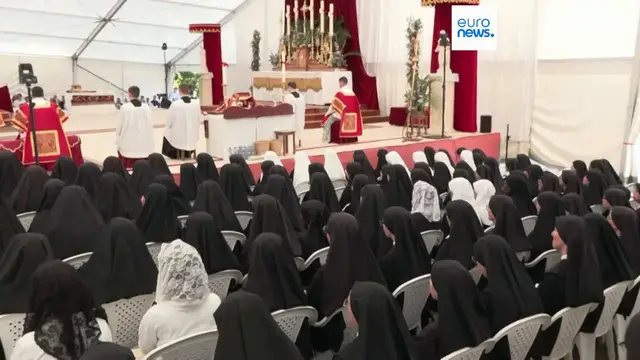 Video thumbnail for Pope calls on Lefebvrists to halt bishop ordinations