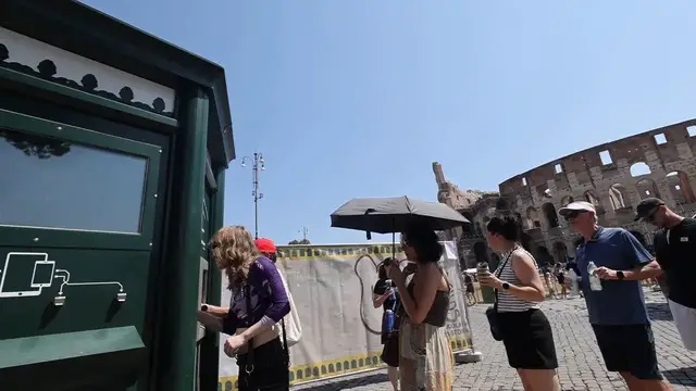 Video thumbnail for Italy: Emergency room admissions rise as Italy places 18 cities on red alert amid heat wave.