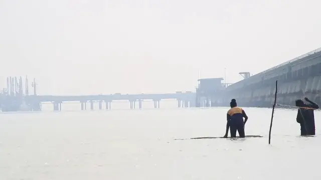 Video thumbnail for Malaysia: Several Areas in Malaysia Experiencing Critical Haze.