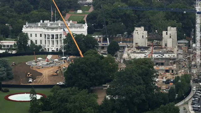 Video thumbnail for Supreme Court allows Trump White House ballroom construction to continue