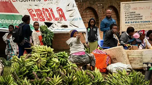 Video thumbnail for Youth caravan steps up Ebola awareness amid attacks on response teams