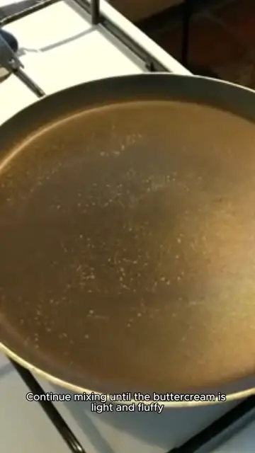 'Video thumbnail for buttercream recipe'