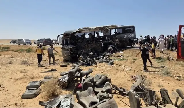 Video thumbnail for At least 35 killed after two buses collide in eastern Syria