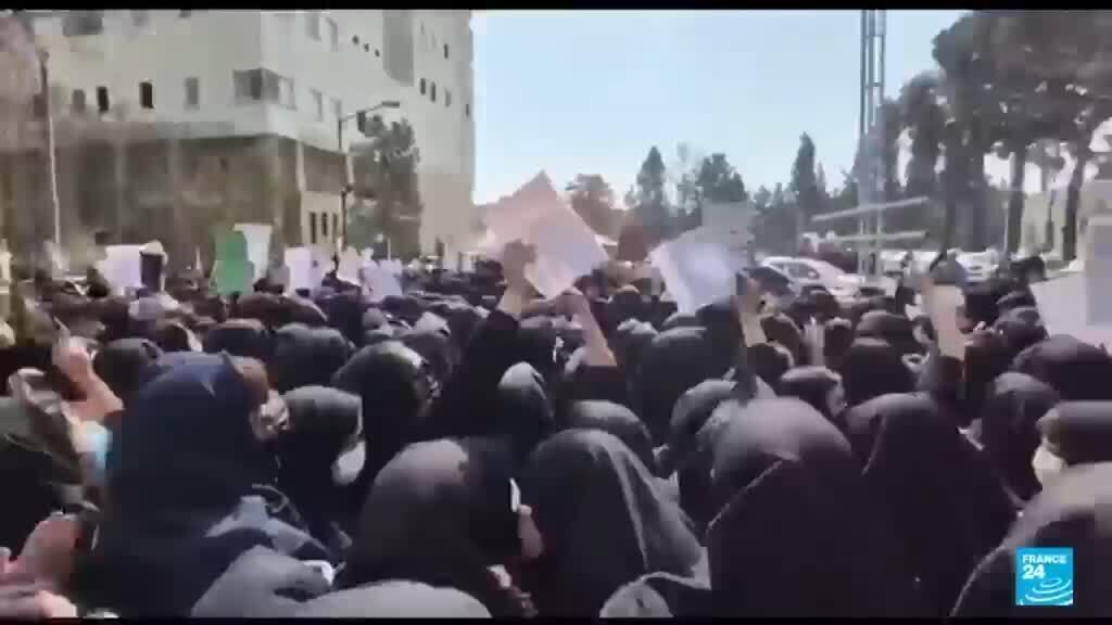 Video thumbnail for Iran students protest for third day