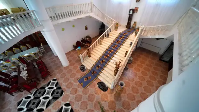 'Video thumbnail for Inside the Ultra-Rich Gypsy Mansions of Romania'