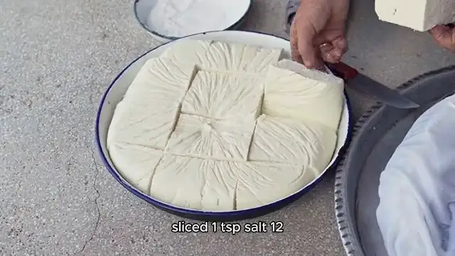 Video thumbnail for Southern Tomato Pie recipe